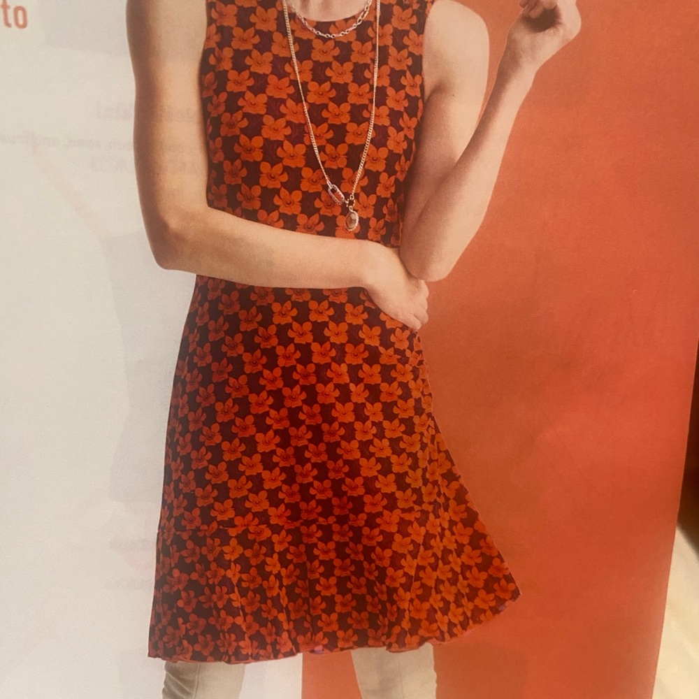 93 New Cabi Flip Dress mesh pattern never worn no animal or smoke home